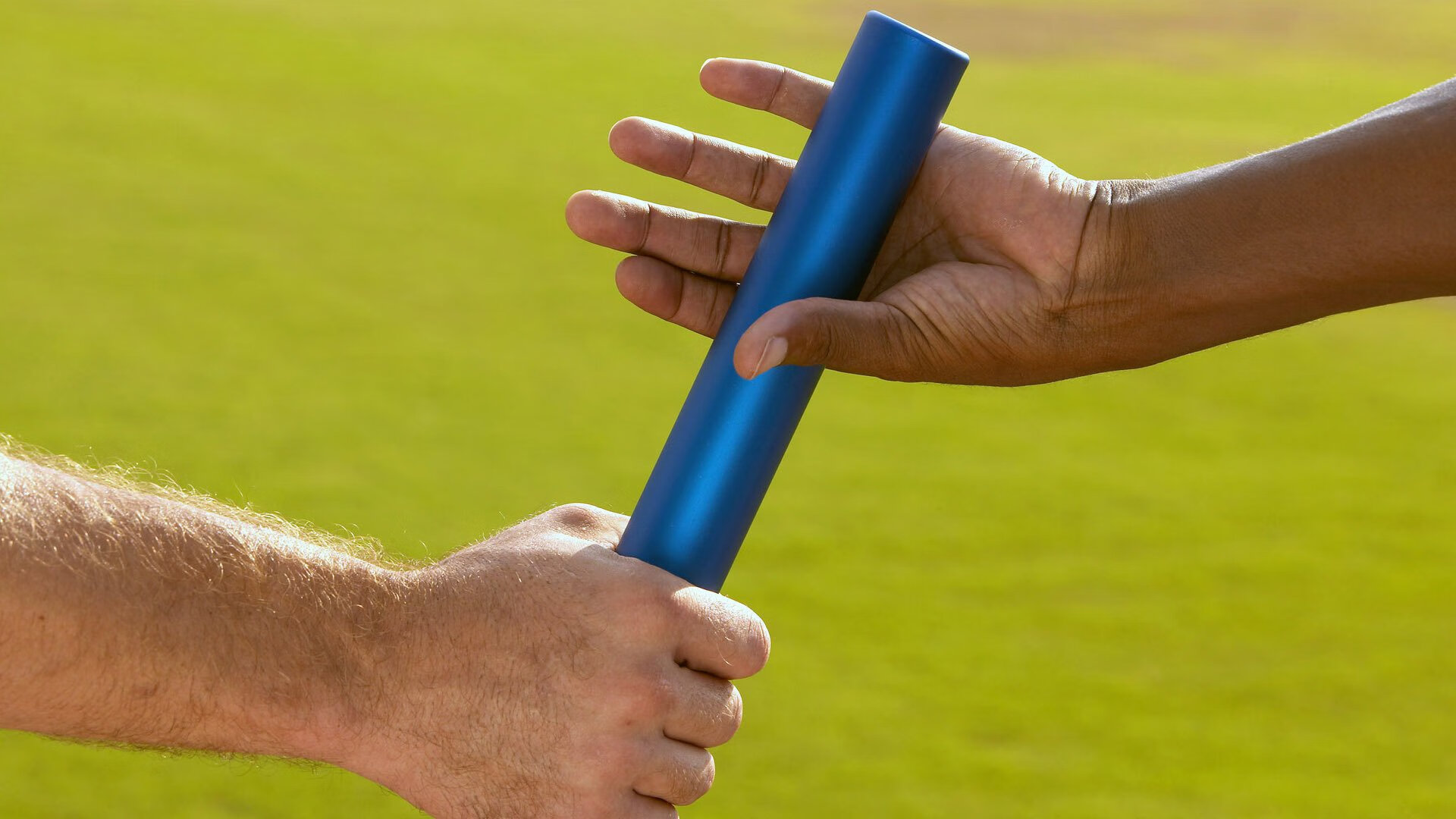 “足球+音乐+影像”多元文化产业融合,开创行业新局面,音乐与足球的融合课题